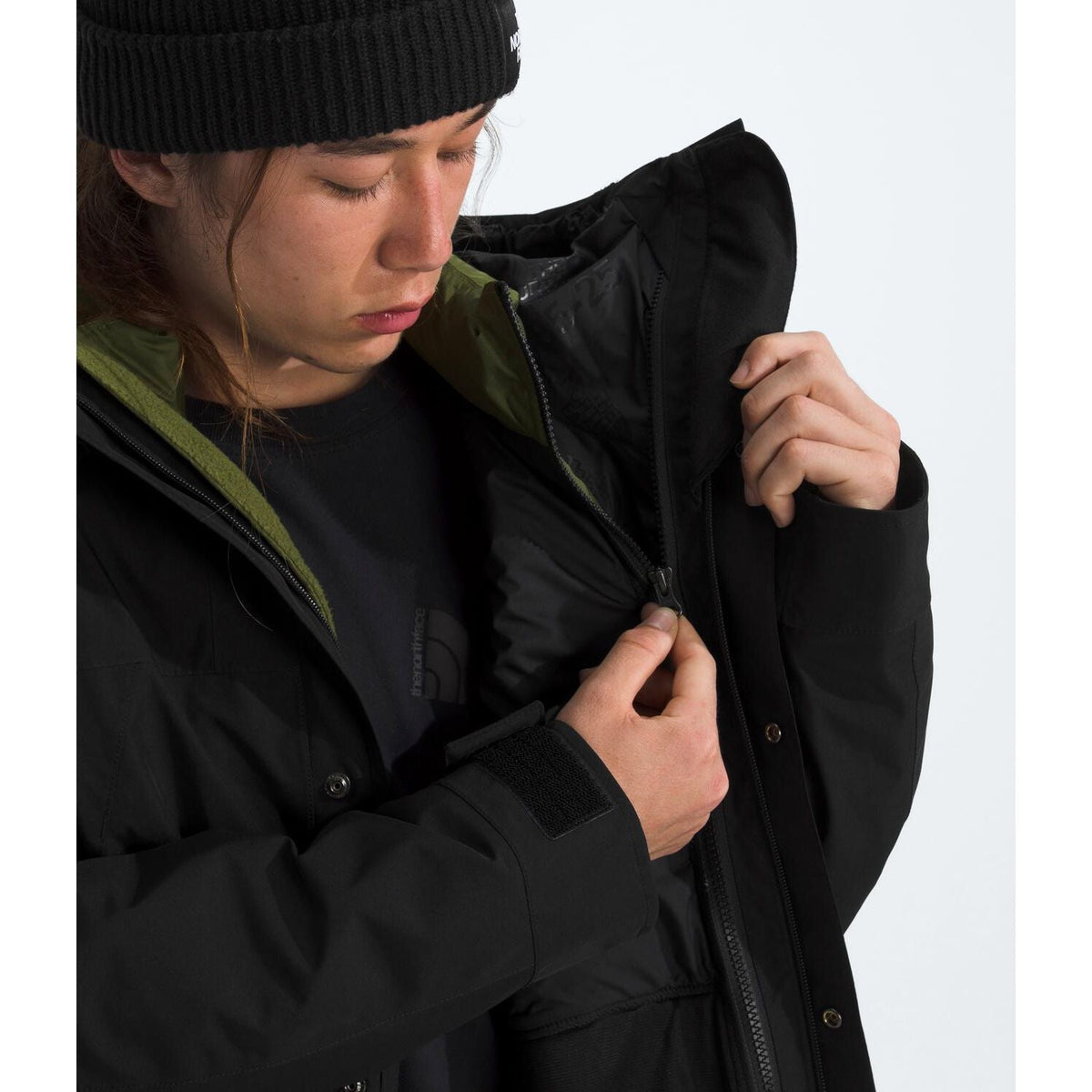 The North Face Men's GORE-TEX Mountain Jacket