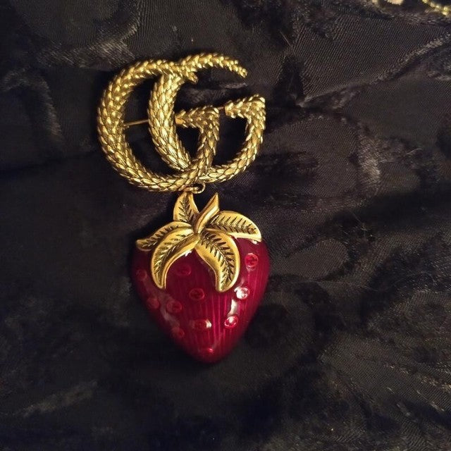 Gucci Brooch Gold 187260